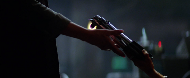 File:Maz Leia Saber.png
