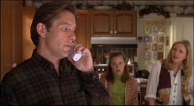 File:Ill-be-home-for-christmas-1998-gary-cole-lauren-maltby-and-eve-gordon.jpg