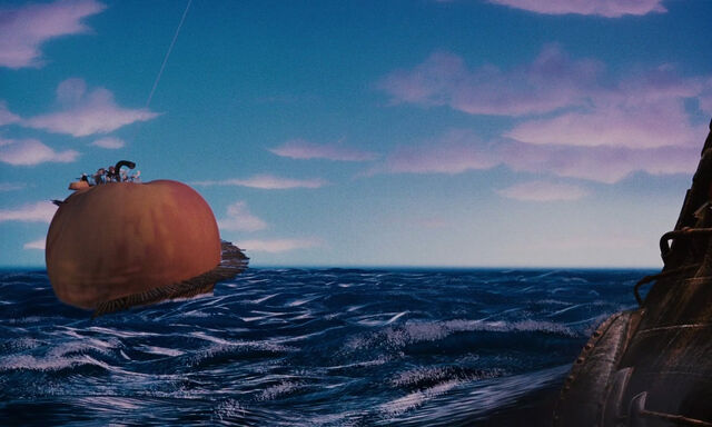 File:James-giant-peach-disneyscreencaps com-3882.jpg