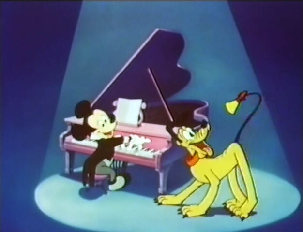 File:Juleshow mickey.jpg