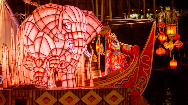 File:Rivers-of-light-elephant-16x9.jpg