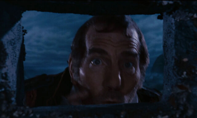 File:James-giant-peach-disneyscreencaps com-1392.jpg