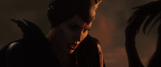 File:Maleficent-(2014)-270.png