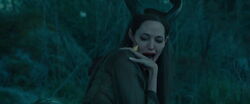 Maleficent-disneyscreencaps.com-2148