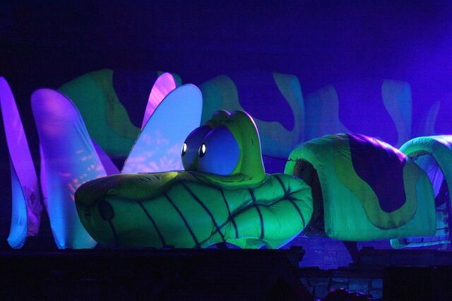 File:Fant09 snake.jpg