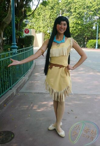 File:Pocahontas HKDL.jpg