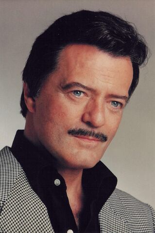 File:Robert Goulet photo.jpg
