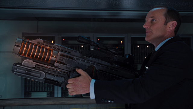 File:AgentCoulsonBigGun-Avengers.png
