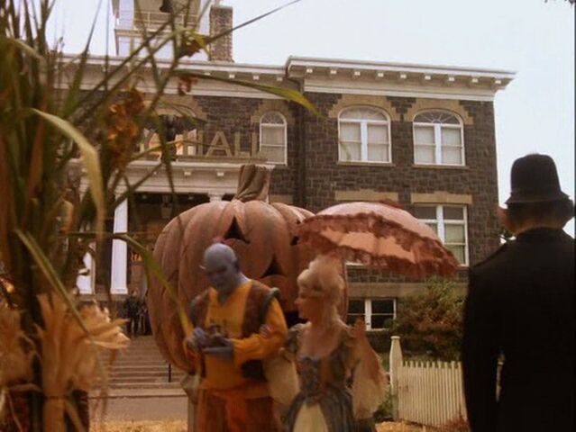 File:Halloweentown-disneyscreencaps.com-2812.jpg