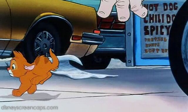 File:Oliver-disneyscreencaps.com-600.jpg