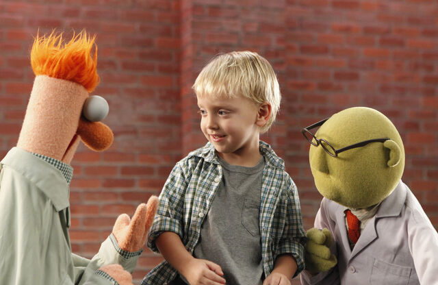 File:MUPPETMOMENTS Y1 ART 137150 2612.jpg