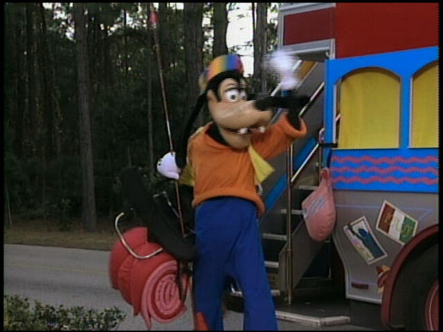 File:GoofyinCampoutatWaltDisneyWorld.jpg