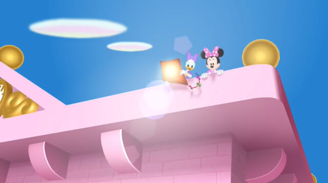 File:Daisy shining the kite.jpg
