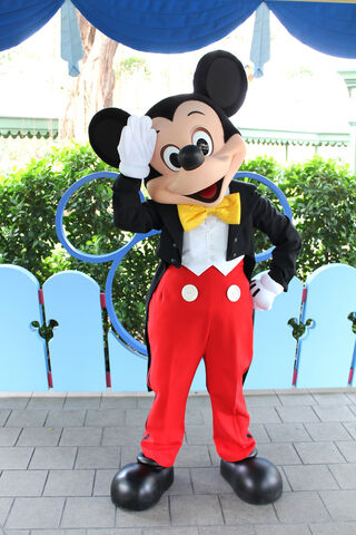 File:Mickey HKDL.jpg