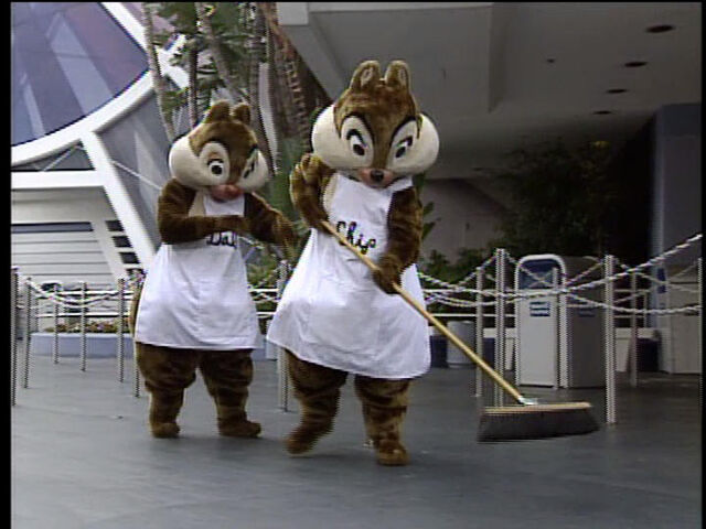 File:ChipandDaleinDisneylandFun.jpg