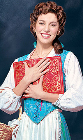 File:Belle-Christy-Carlson-Romano.jpg