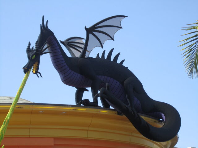 File:Lego Dragon Maleficent 1.jpg