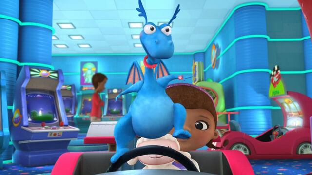 File:Stuffy driving with his feet.jpg