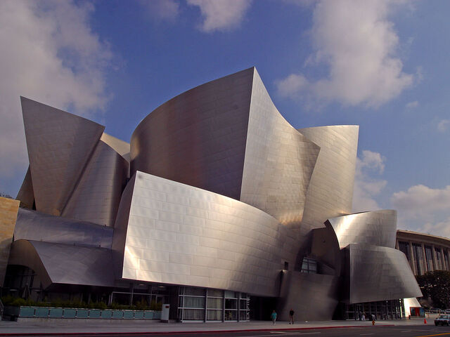 File:WaltDisneyConcertHall.jpg
