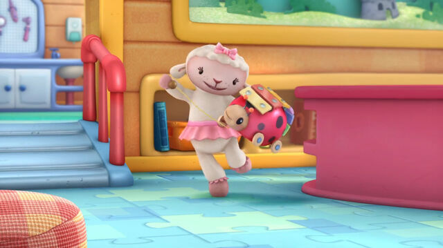 File:Lambie and xyla2.jpg