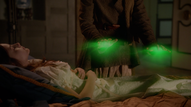 File:Once Upon a Time - 5x19 - Sisters - Zelena Heals Regina.png