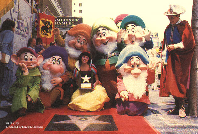 File:Starhollywoodpic.jpg