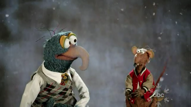 File:GagaMuppets-GonzoRizzo.png