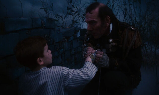 File:James-giant-peach-disneyscreencaps com-1445.jpg