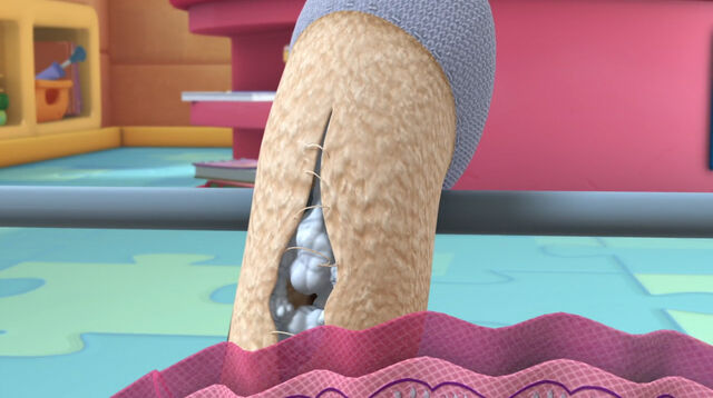 File:Moo moo's ripped leg.jpg