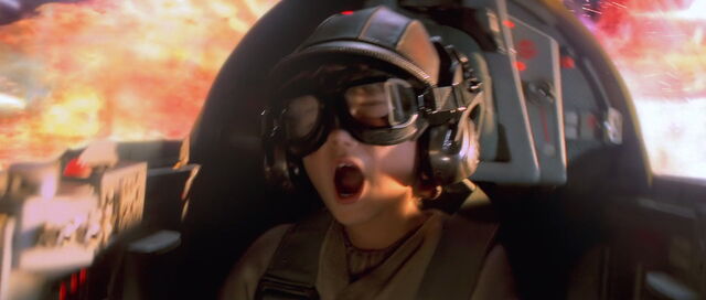File:Starwars1-movie-screencaps.com-14579.jpg