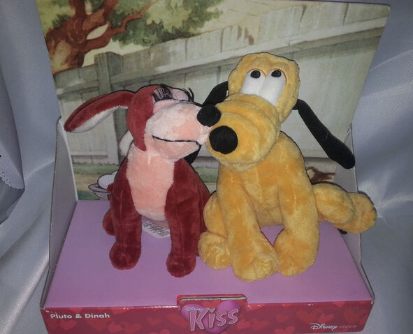 File:Pluto dinah kiss.jpg
