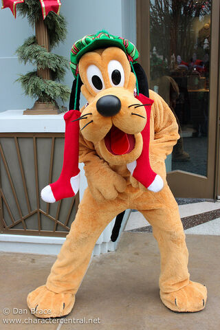File:Xmas pluto dca.jpg