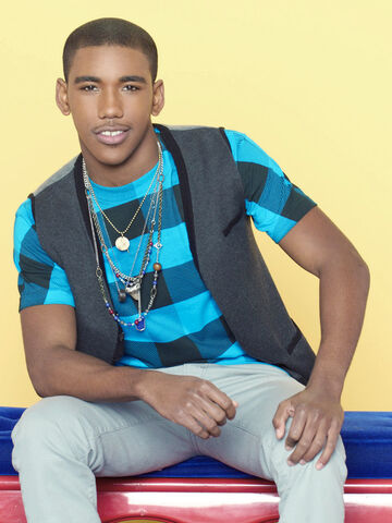File:Sonny-with-a-chance-brandon-mychal-smith-3.jpg