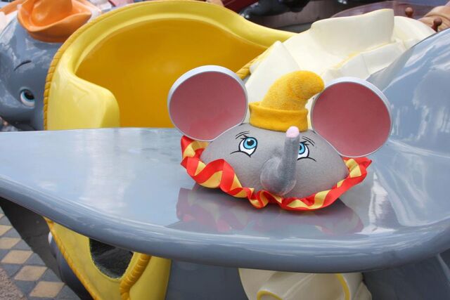 File:Dumboearsmickey.jpg