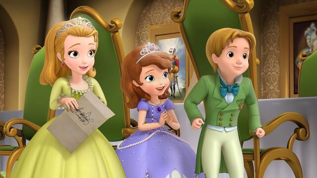 File:Two-Princesses-and-a-Baby-1.jpg