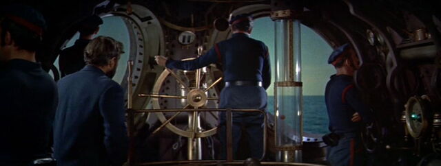 File:20000-leagues-disneyscreencaps.com-3520.jpg