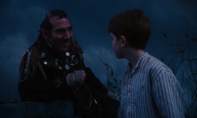 File:James-giant-peach-disneyscreencaps com-1217.jpg