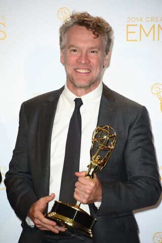 File:Tate Donovan award.jpg