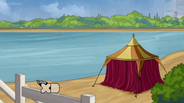 File:Tent by the lake.jpg