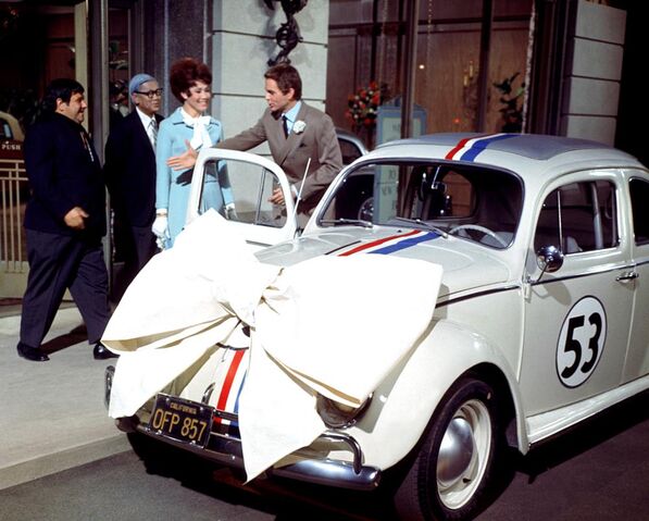 File:Herbie with a bow.jpg
