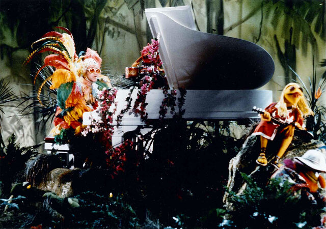 File:Elton05.jpg