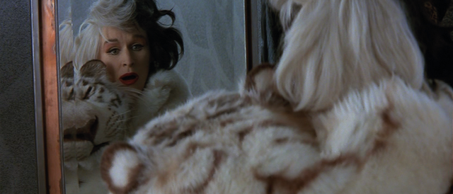 File:Cruella-De-Vil-1996-8.png