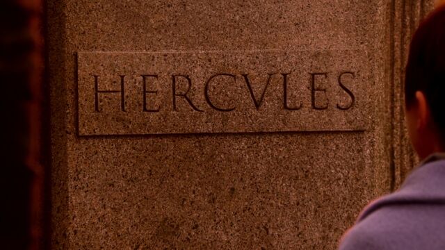 File:Hercules Grave Ouat.jpg