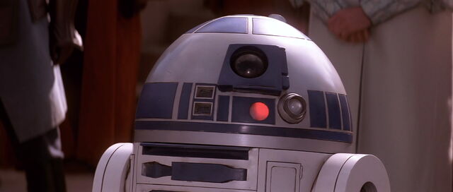 File:Starwars1-movie-screencaps.com-15359.jpg