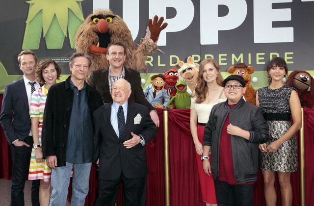 File:TheMuppets-WorldPremiere-ElCapitan-(2011-11-12)-08.jpg