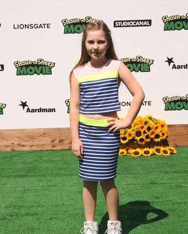 File:Ella Anderson Shaun de Sheep.jpg