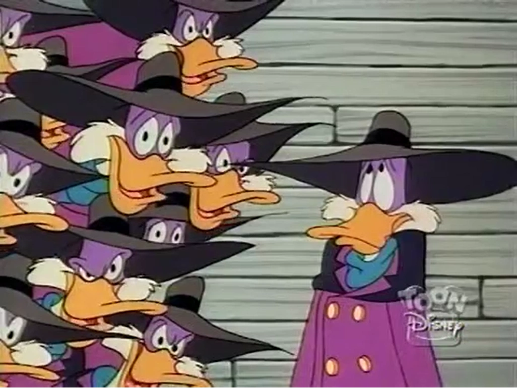 черный плащ darkwing duck. чёрный плащ зигзаг и гусёна. черный плащ darkwing duck. джуджа джейк черный плащ. как называется черный плащ.