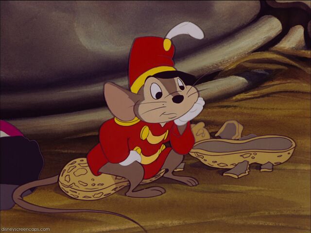 File:Dumbo-disneyscreencaps com-2308.jpg
