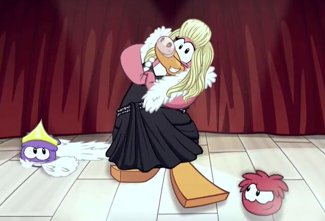 File:Club Penguin Diva Piggy.jpg