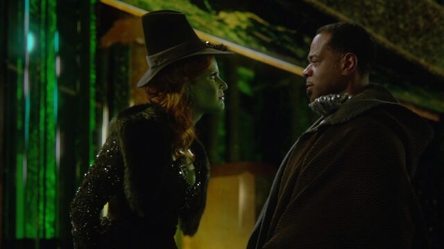 File:Once Upon a Time - 6x18 - Where Bluebirds Fly - Zelena and Stanum.jpg